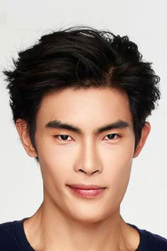 Sun Tananat Lertrungvichien