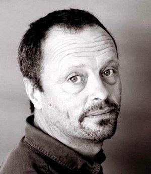 Robert Llewellyn