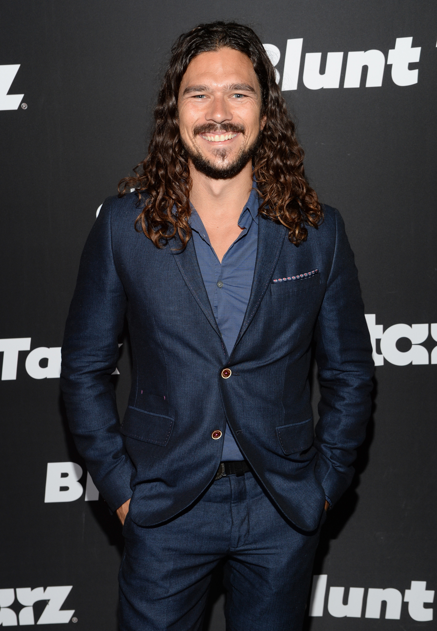 Luke Arnold