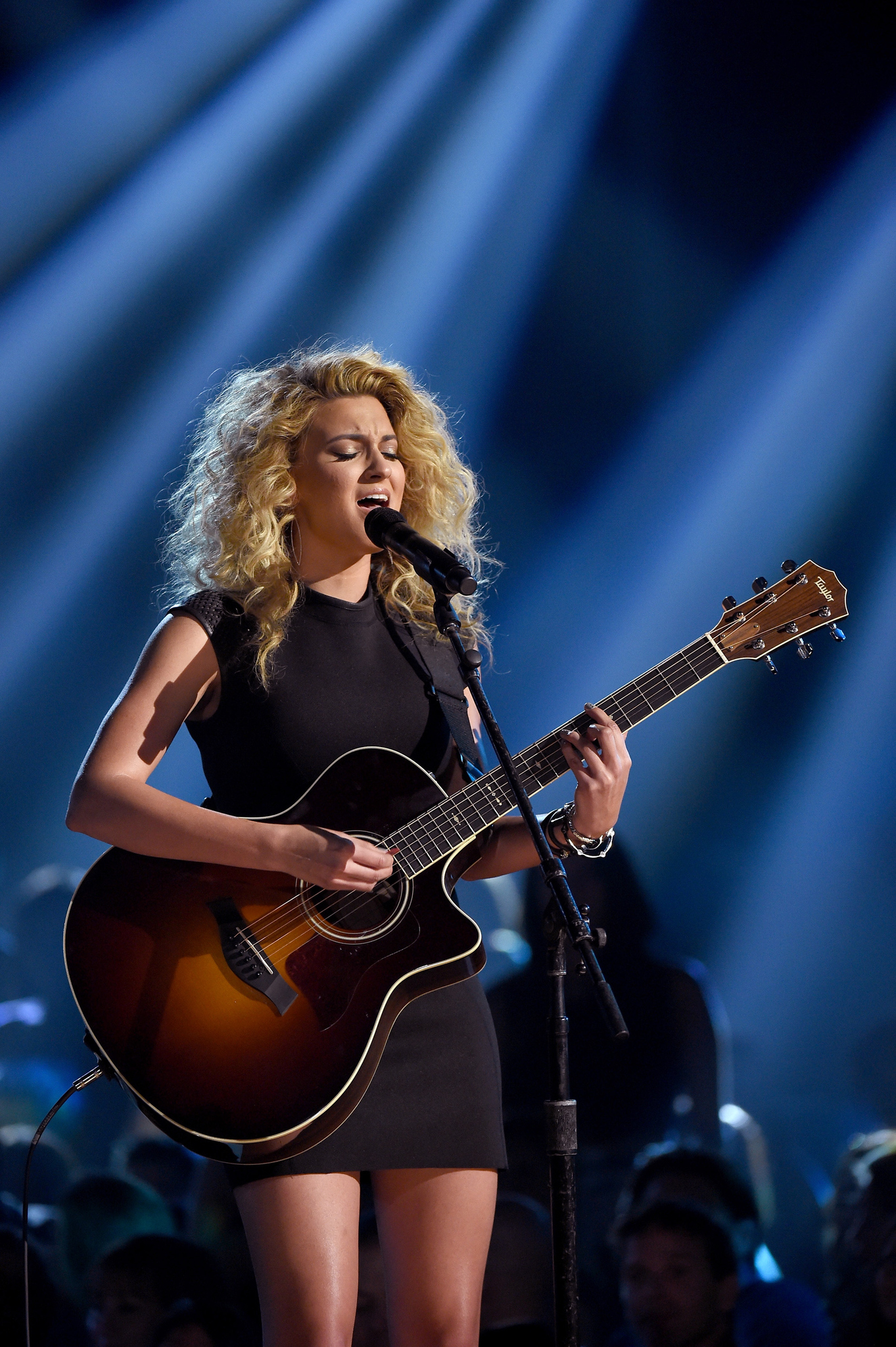 Tori Kelly