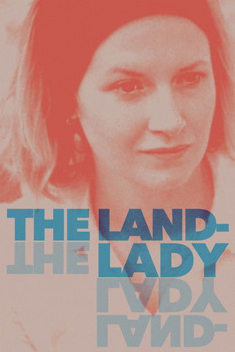 Домовладелица