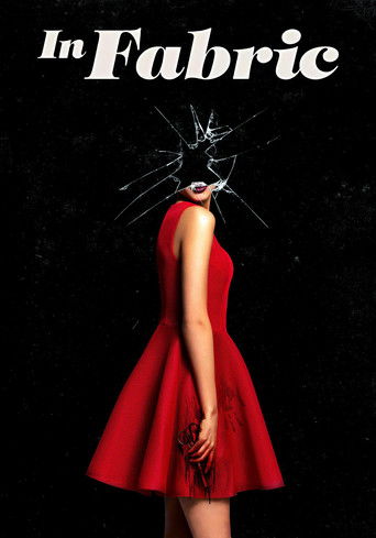 Маленькое красное платье