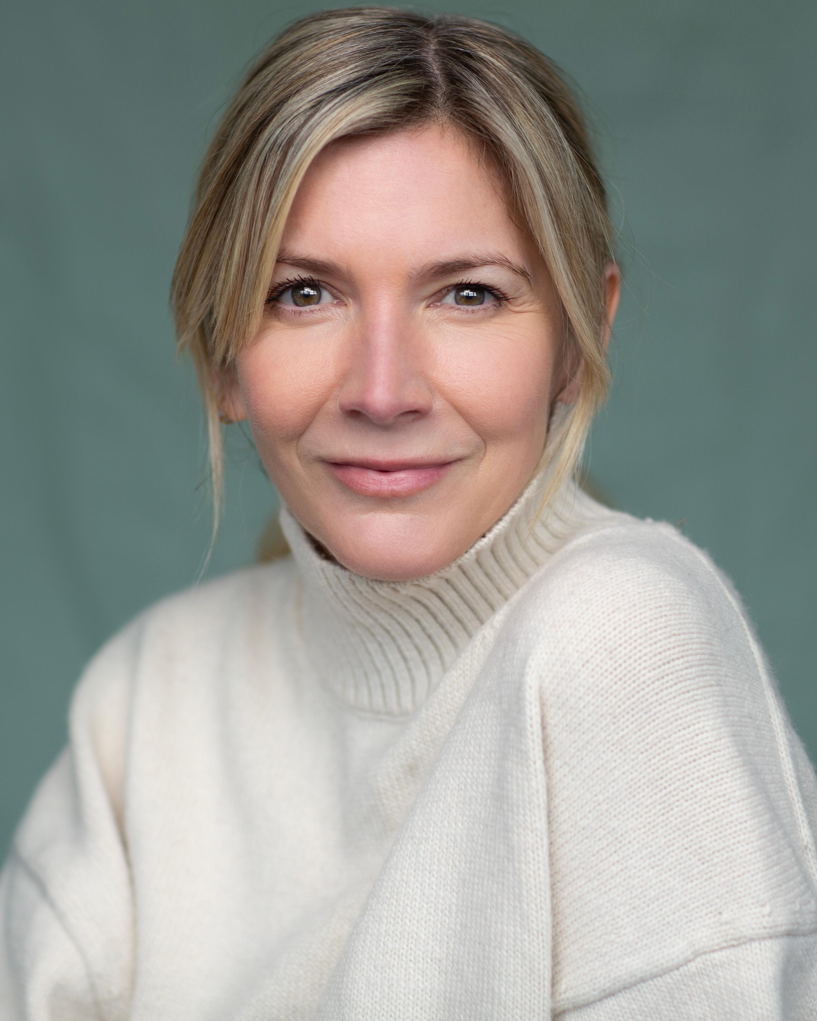 Lisa Faulkner