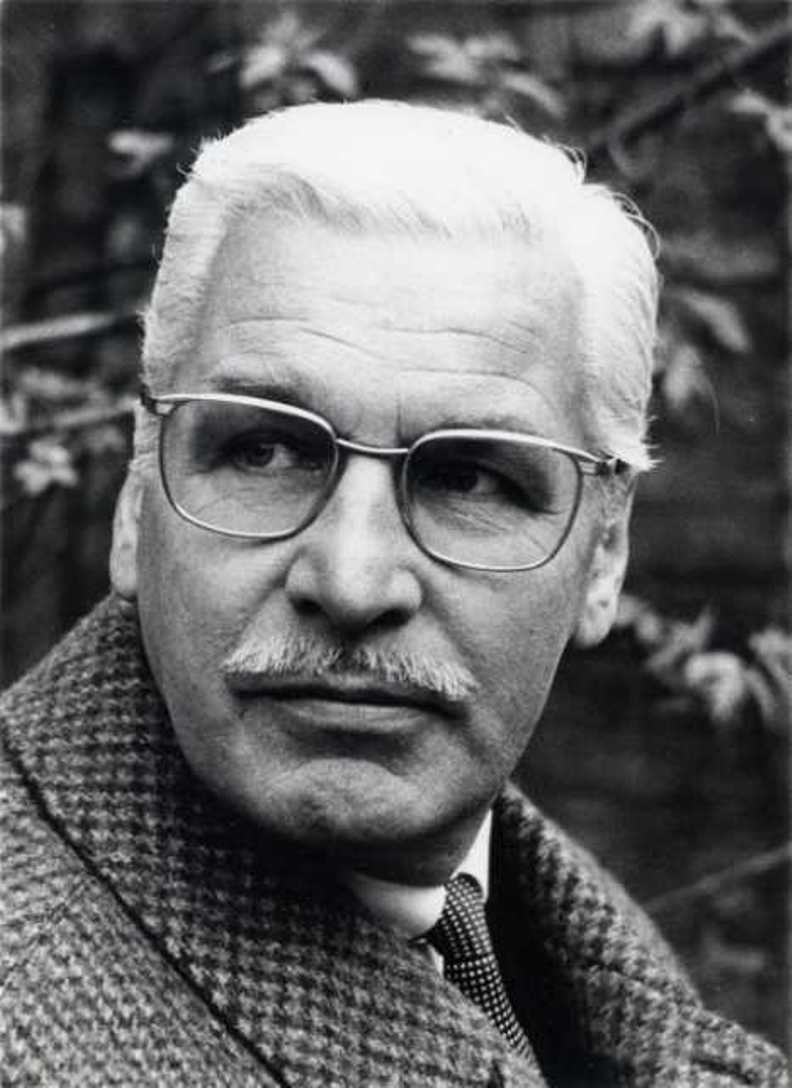 Friedrich Schoenfelder